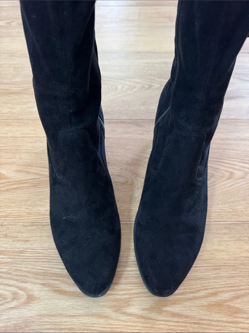 Marc Fisher Women’s Black Suede Knee-High Block Heel Boots Size 9 Boho Classic